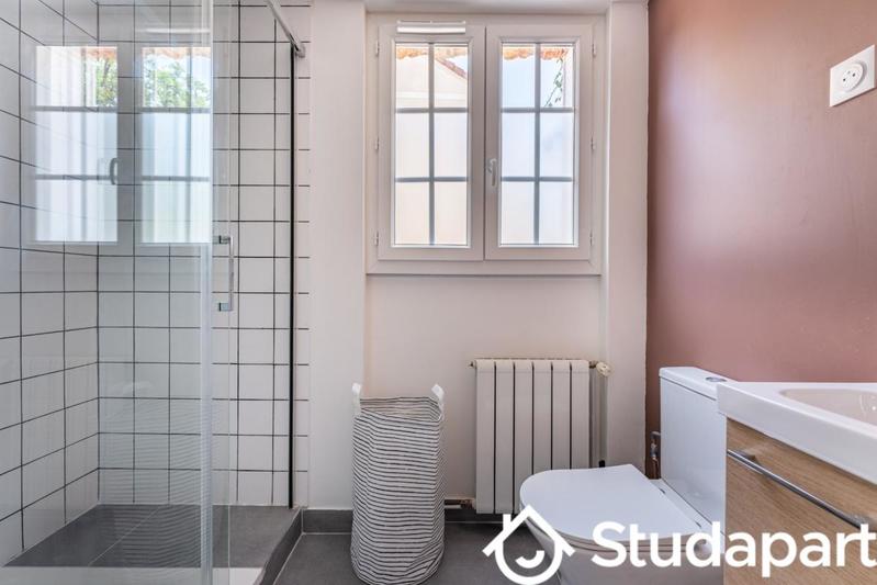 Chambre - 14 m² - 1 pièce