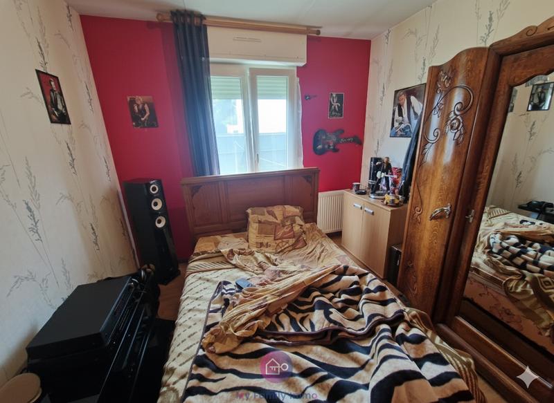 Maison - 214 m² - 12 pièces