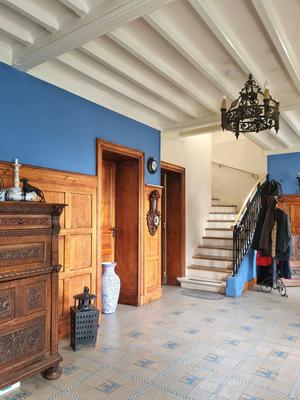 Maison - 283 m² - 11 pièces