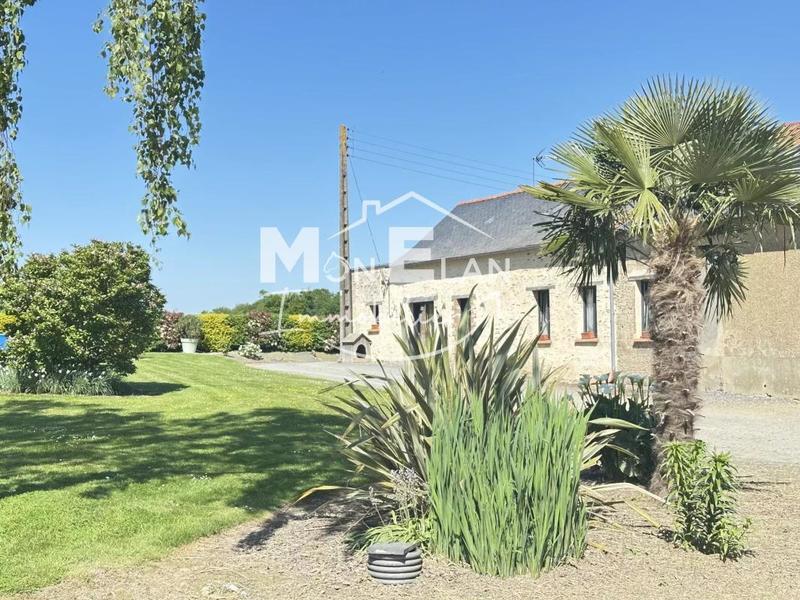 Château - 123 m² - 5 pièces