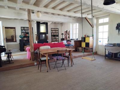 Maison - 157 m² - 7 pièces