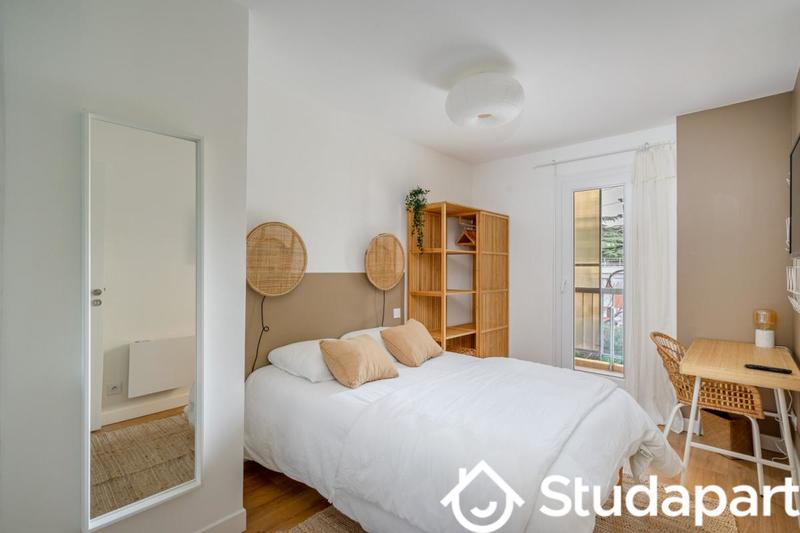 Chambre - 9 m² - 1 pièce