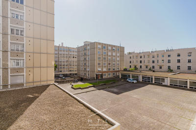 Appartement - 103 m² - 5 pièces