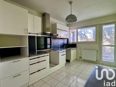 Appartement - 77 m² - 3 pièces