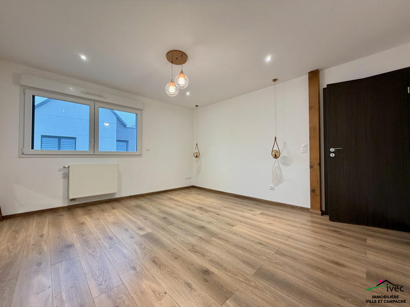 Duplex - 93 m² - 4 pièces
