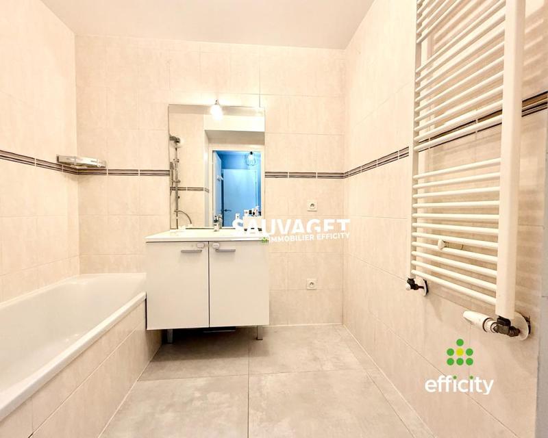 Appartement - 86 m² - 4 pièces