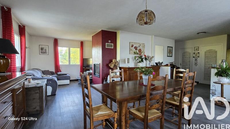 Maison - 121 m² - 4 pièces