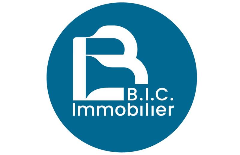 Appartement - 97 m² - 4 pièces