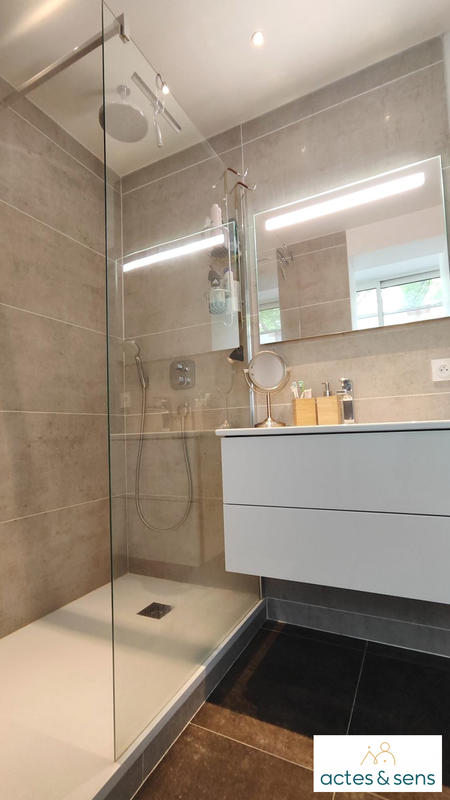 Appartement - 90 m² - 4 pièces