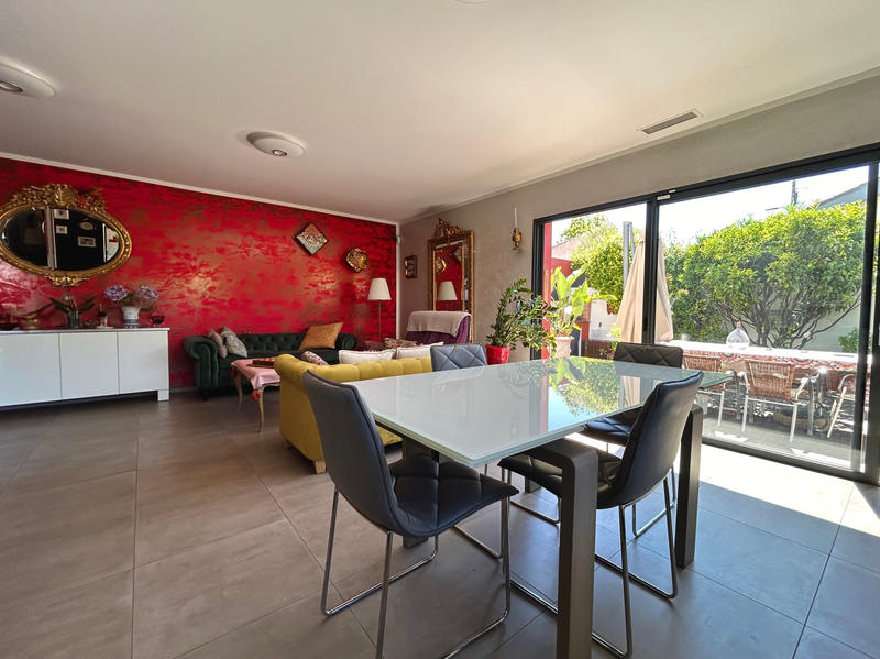 Maison - 97 m² - 4 pièces