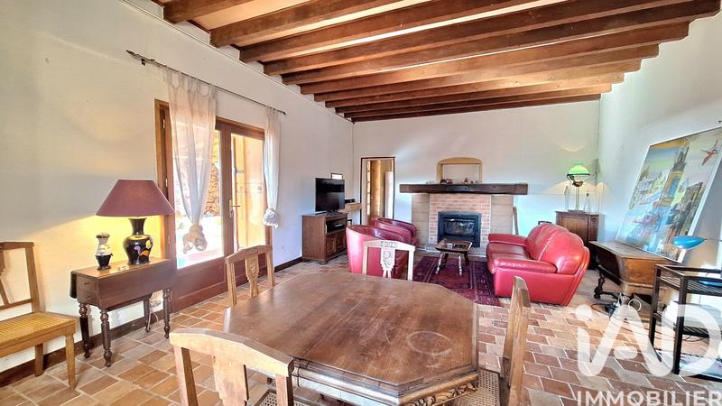 Maison - 240 m² - 6 pièces