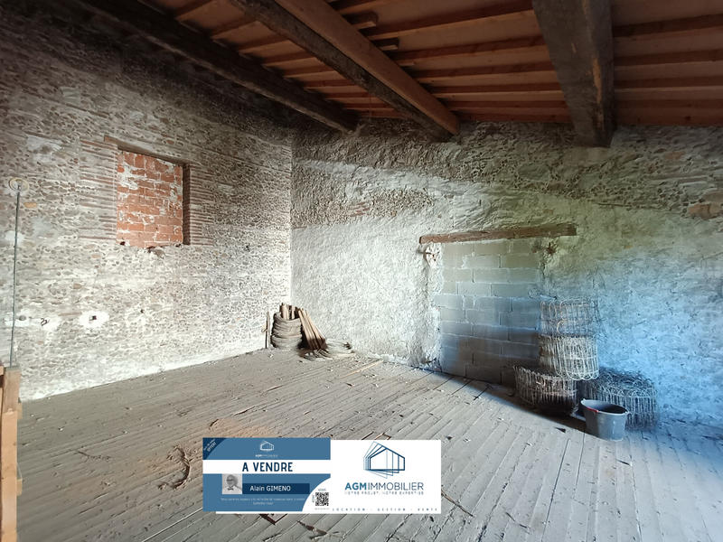 Maison - 230 m² - 6 pièces