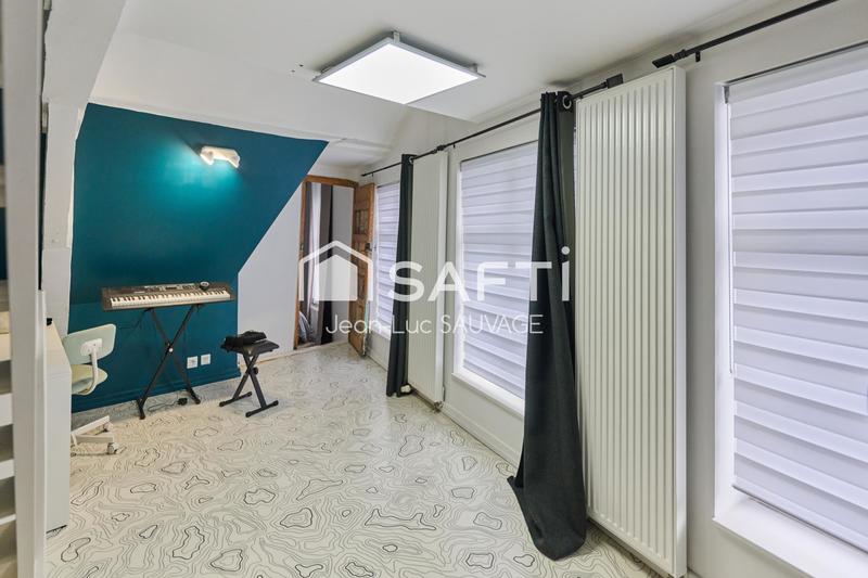 Maison - 259 m² - 9 pièces