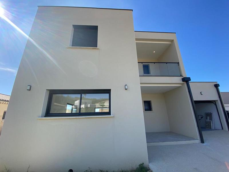 Maison - 144 m² - 6 pièces