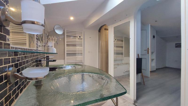 Maison - 152 m² - 6 pièces