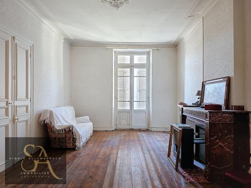 Immeuble - 1 100 m² - 15 pièces