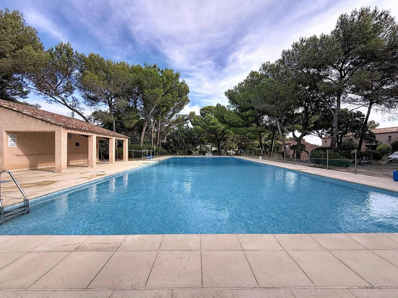 Maison - 61 m² - 2 pièces