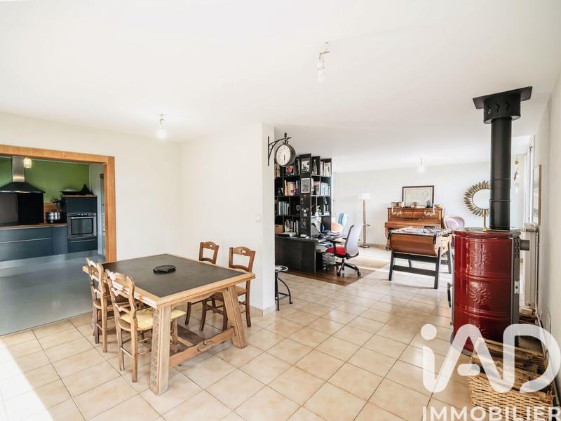 Maison - 163 m² - 7 pièces