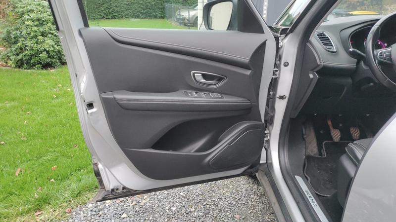 Renault Grand Scénic 1.6 dCi 130 Energy Intens - 7 places Entretien constructeur