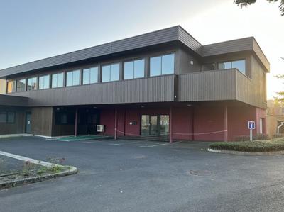 Bureau - 319 m² - 6 pièces