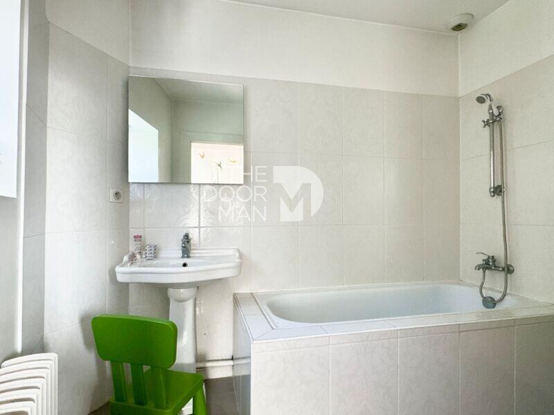 Maison bourgeoise - 144 m² - 9 pièces