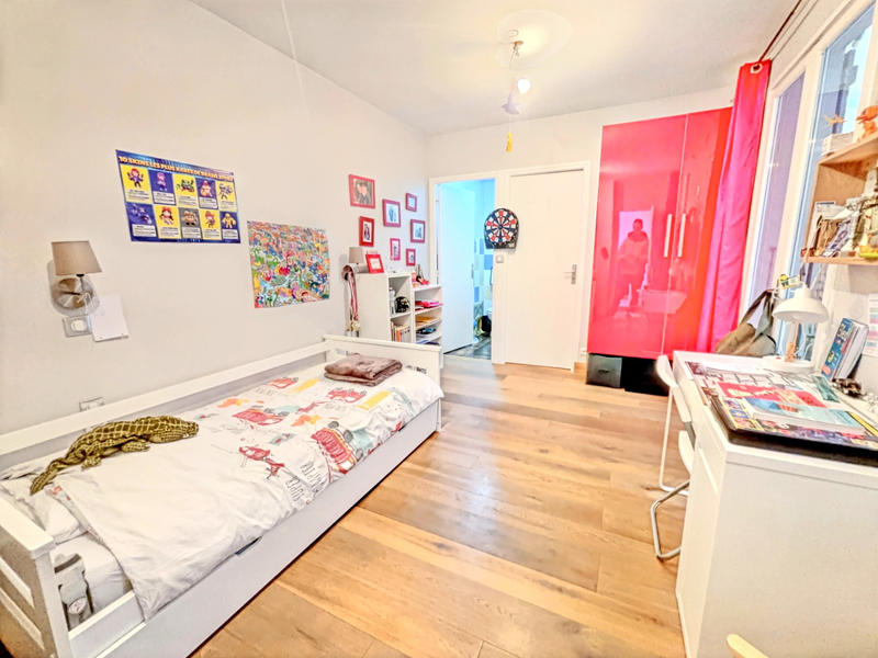 Appartement - 165 m² - 4 pièces