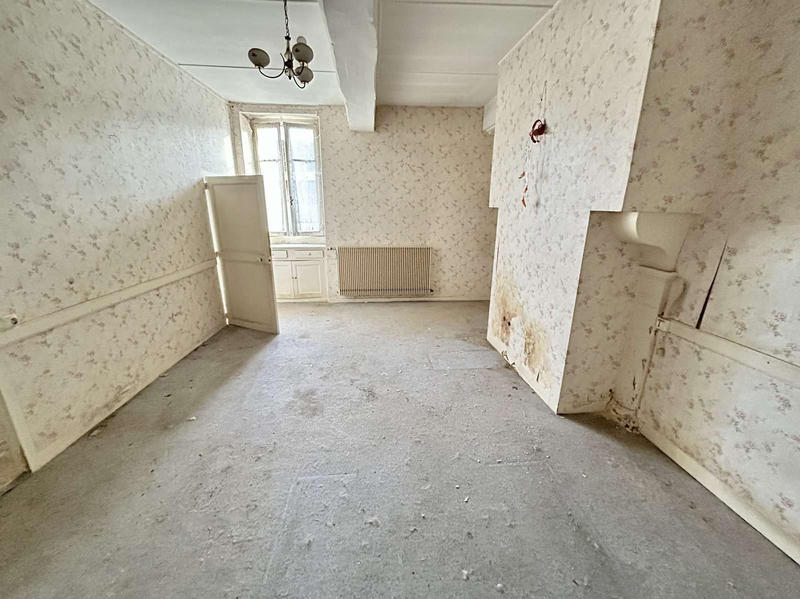 Maison - 200 m² - 8 pièces