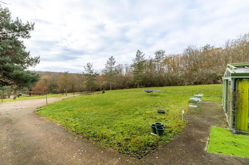 Maison d'architecte - 360 m² - 10 pièces