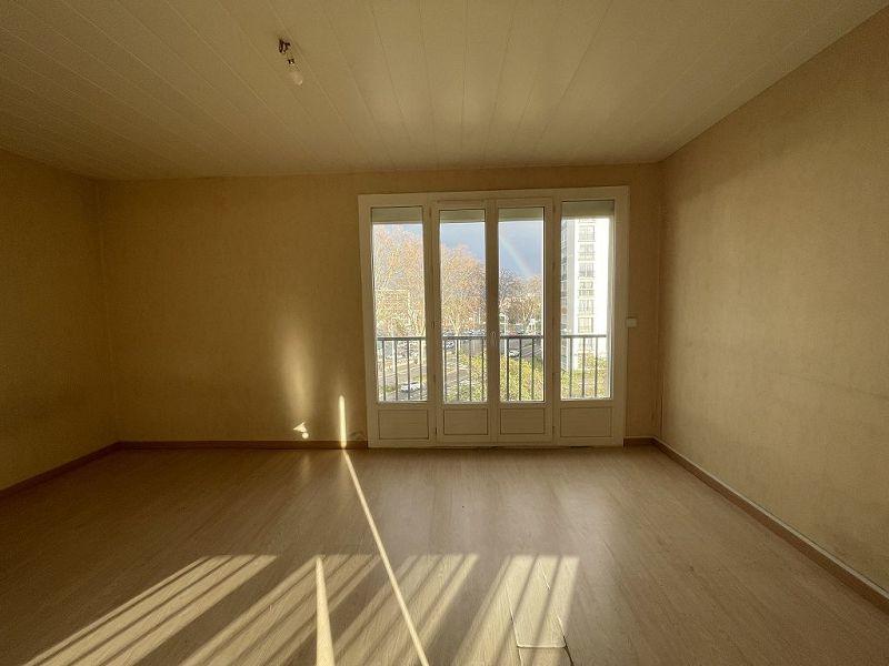 Appartement - 97 m² - 5 pièces