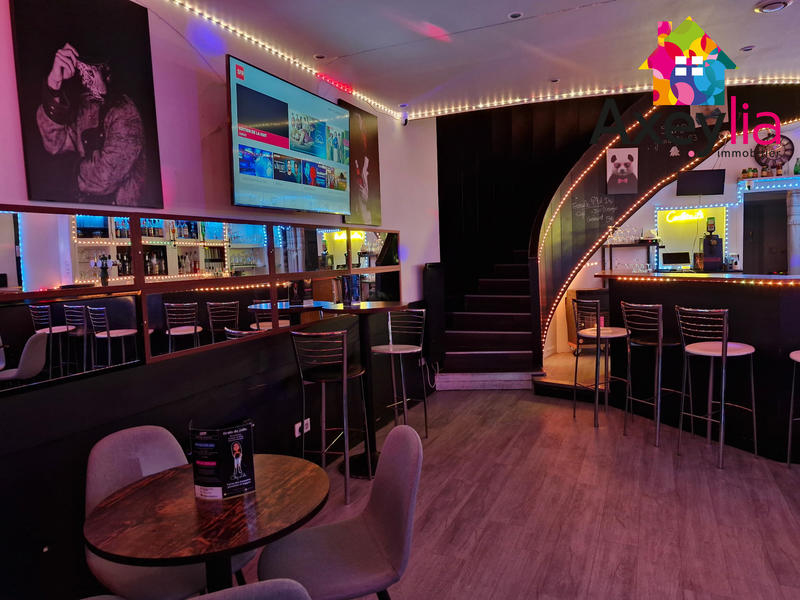 Fonds de commerce - Magasins - 123 m²