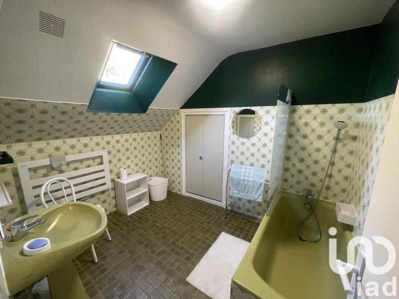 Maison - 215 m² - 11 pièces