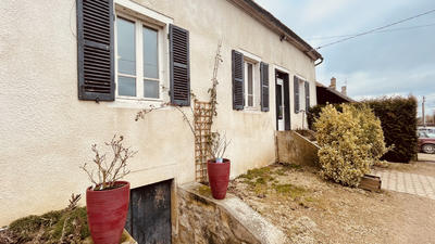 Maison - 97 m² - 5 pièces