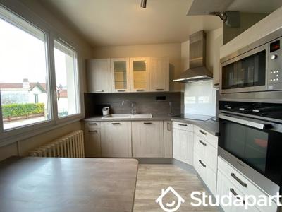 Chambre - 14 m² - 1 pièce