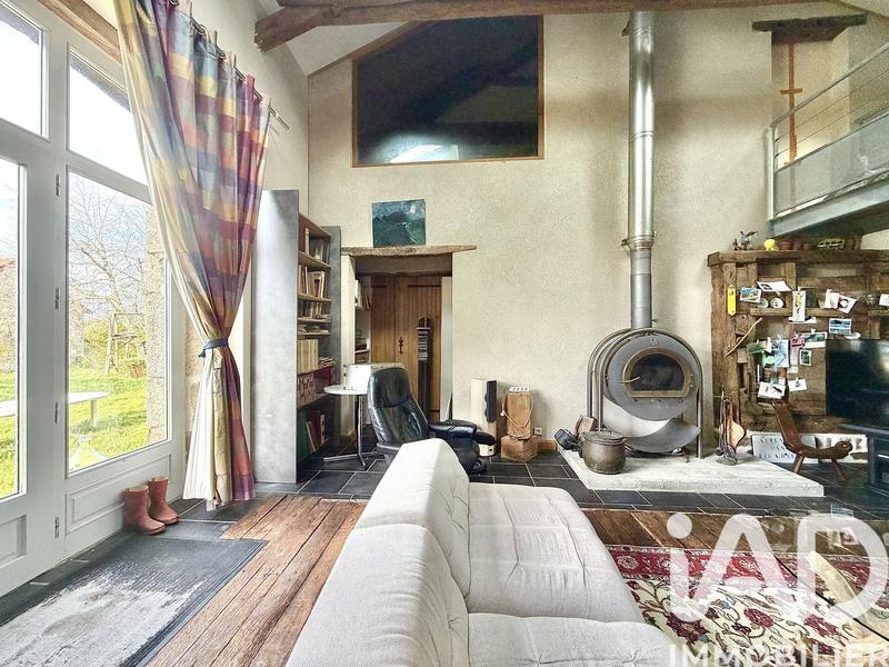 Maison - 198 m² - 5 pièces