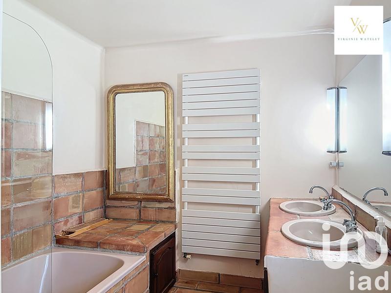 Maison - 274 m² - 10 pièces