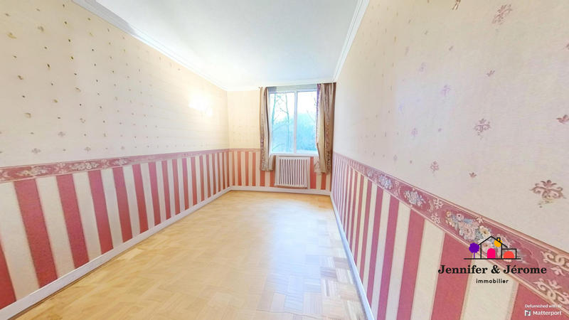Appartement - 83 m² - 4 pièces
