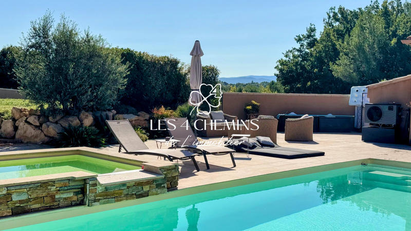 Villa - 140 m² - 4 pièces