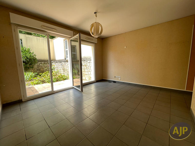 Appartement - 87 m² - 3 pièces