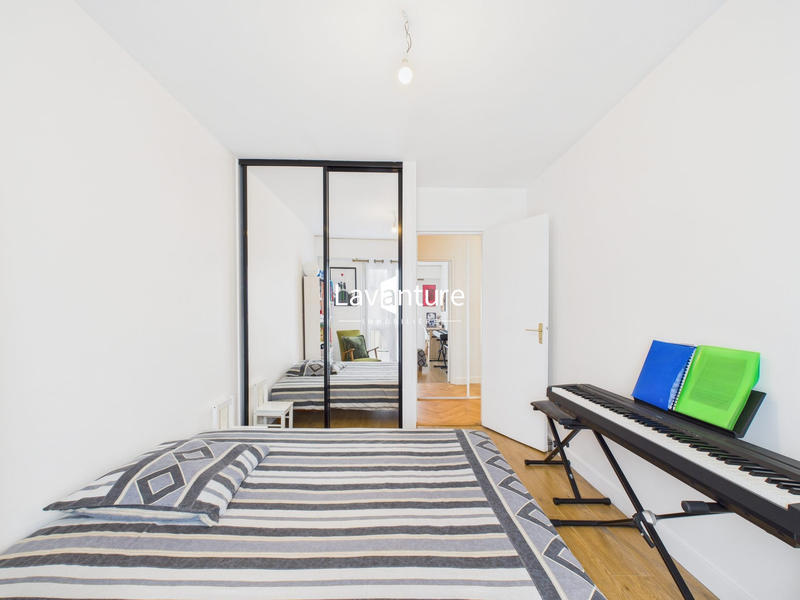 Appartement - 80 m² - 4 pièces