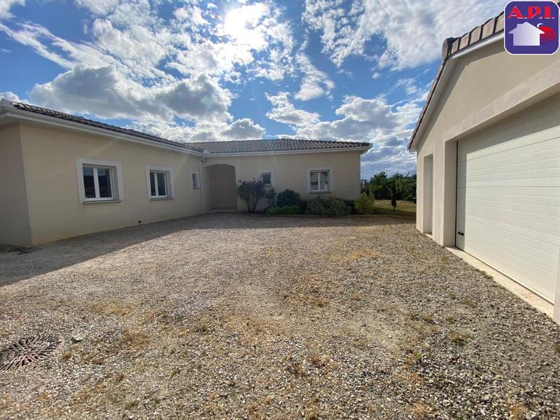 Maison - 239 m² - 7 pièces