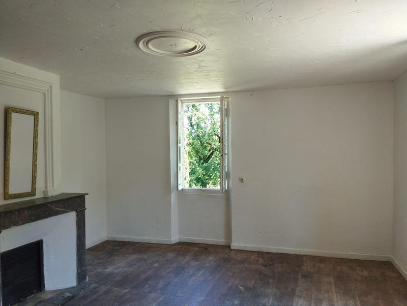 Propriété - 160 m² - 8 pièces