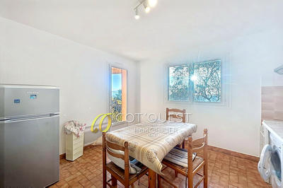 Maison - 265 m² - 7 pièces