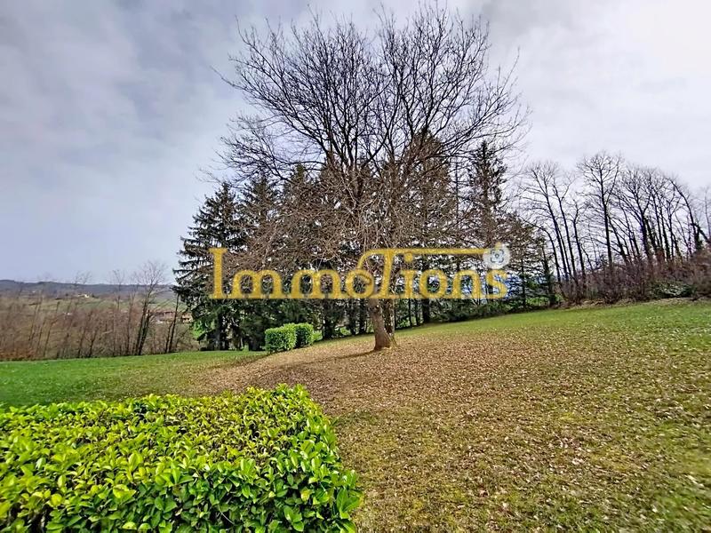 Maison - 205 m² - 7 pièces