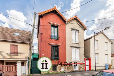 Maison - 91 m² - 5 pièces