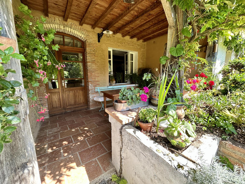 Maison - 380 m² - 10 pièces