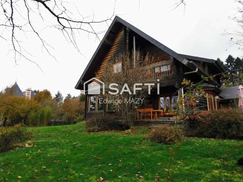 Maison - 240 m² - 6 pièces