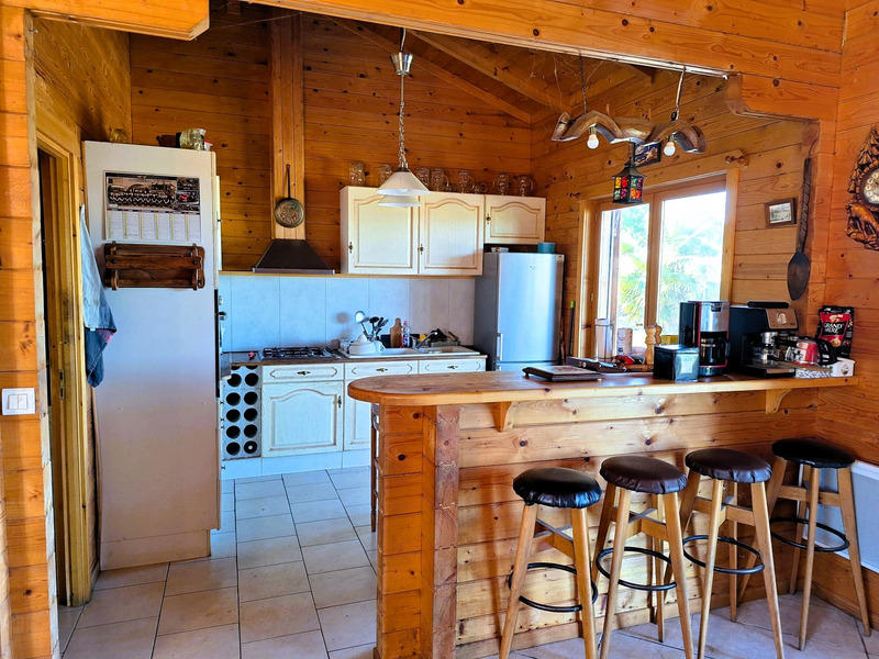 Maison - 98 m² - 4 pièces