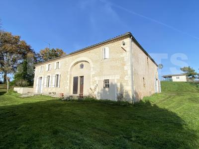 Maison en pierre - 225 m² - 6 pièces