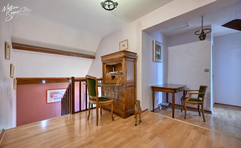 Maison - 195 m² - 6 pièces