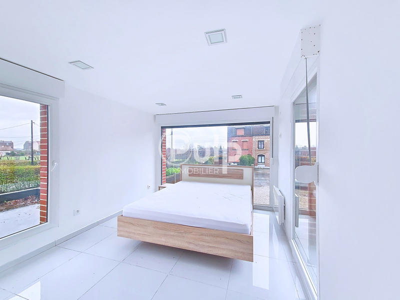 Maison - 84 m² - 4 pièces